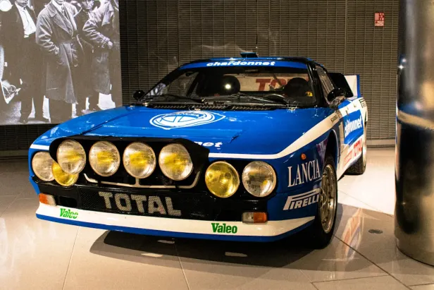 Elroyale Kasyno Aplikacja Android/iOS